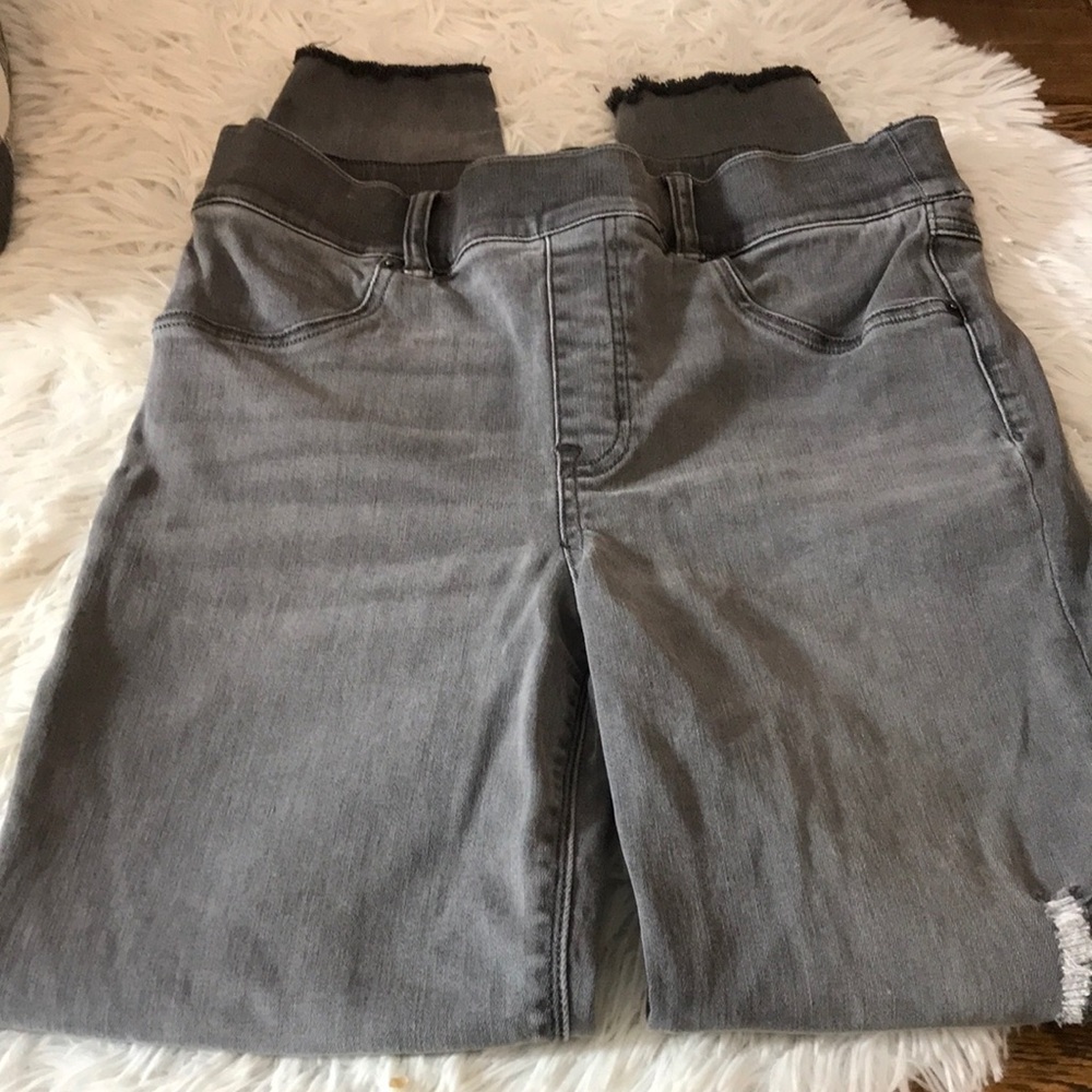 SPANX Gray Distressed Skinny Denim Jegging